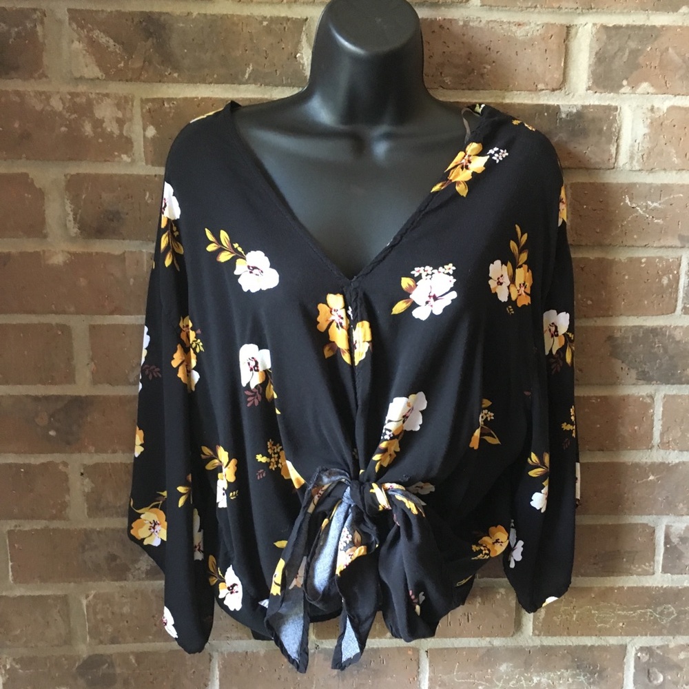 Mid sleeve blouse
